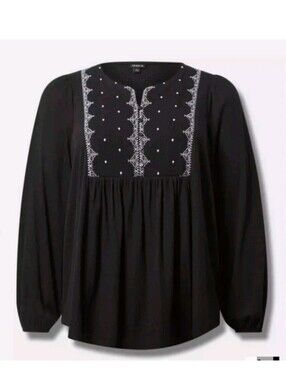 #021 Torrid 1 Textured Jersey V-Neck Embroidered Yoke Top